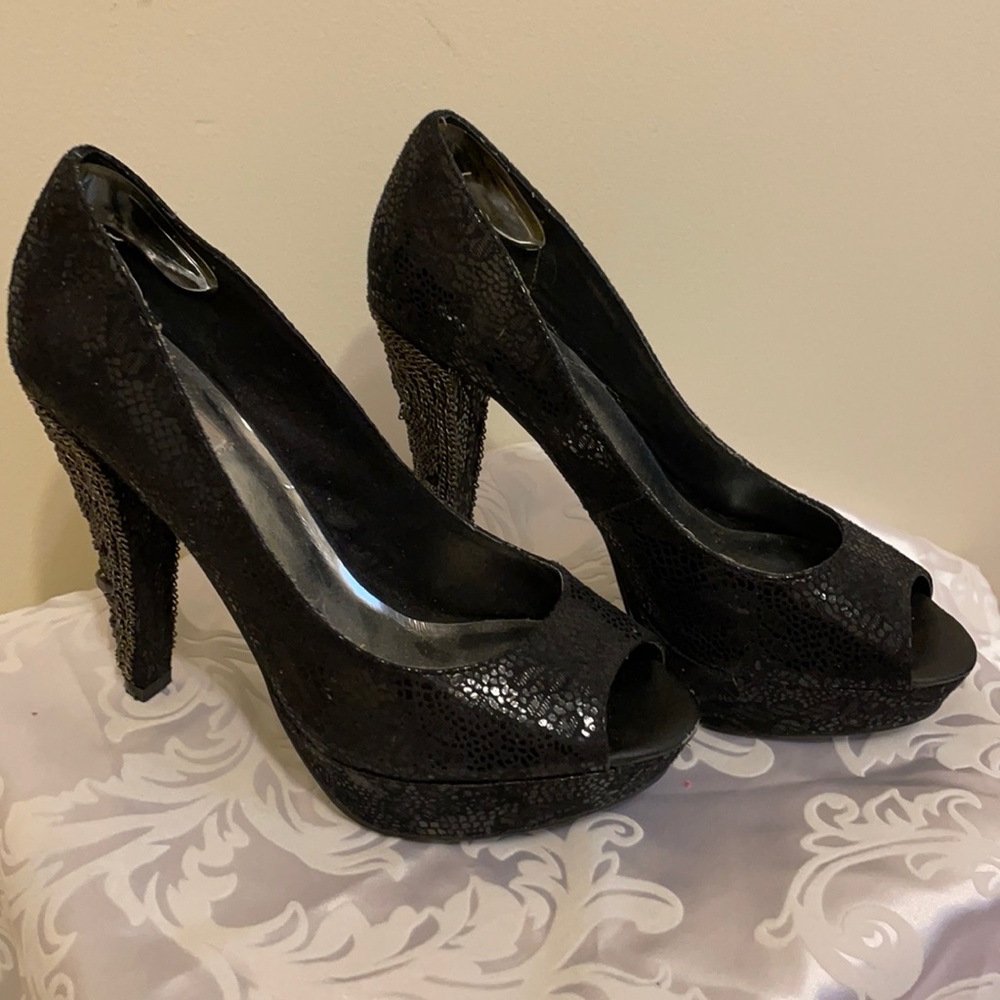 Not Rated beautiful black open toe pump never worn